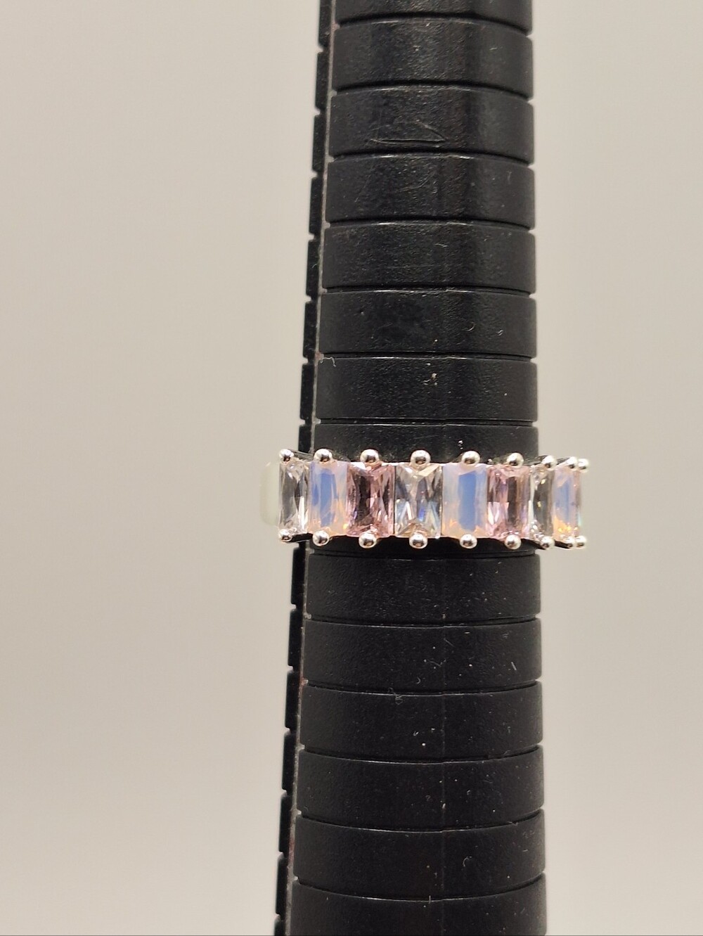 Swarovski Crystal Ring Size 9 Pink Baguette Crystal Band Silver Tone Ring - Picture 9 of 16